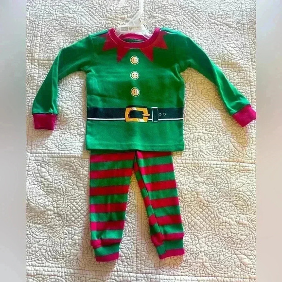 The Children’s Place Holiday Elf Pajama Set Size 6-9 Months NWT 100% Cotton - Picture 1 of 6
